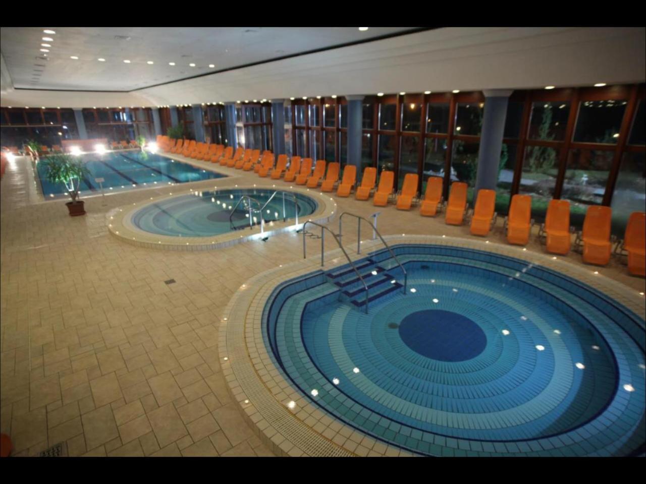 Apartman Golf Lux Bük Dış mekan fotoğraf